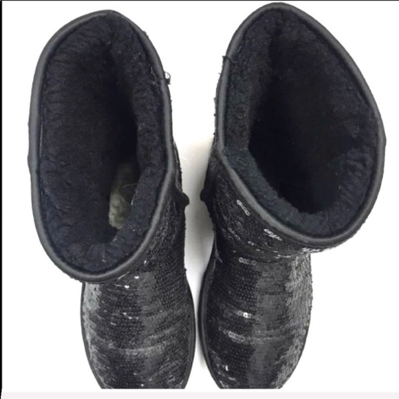 UGG Classic Short Black Sequin Boots Size 7 - Picture 4 of 8